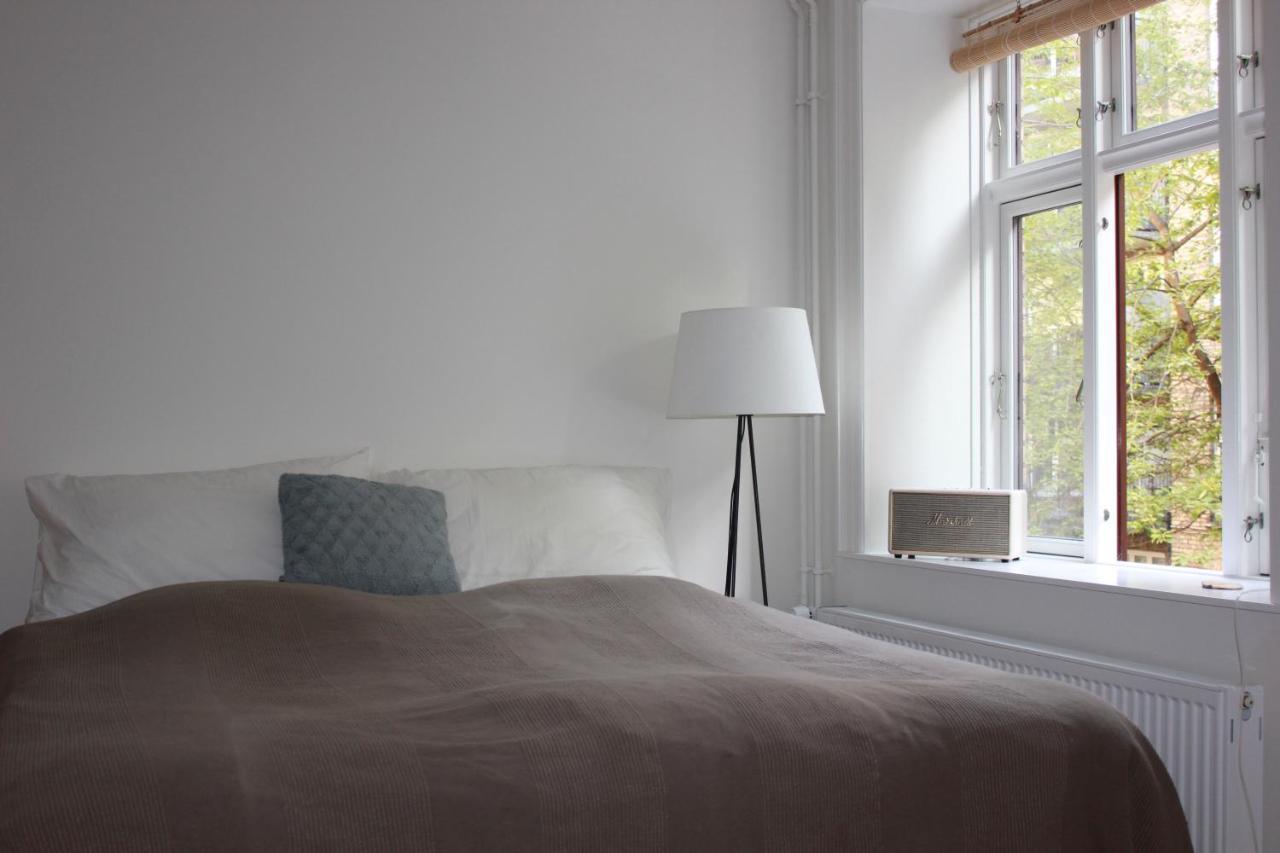 One In The Heart Of Copenhagen, With Full Kitchen *
